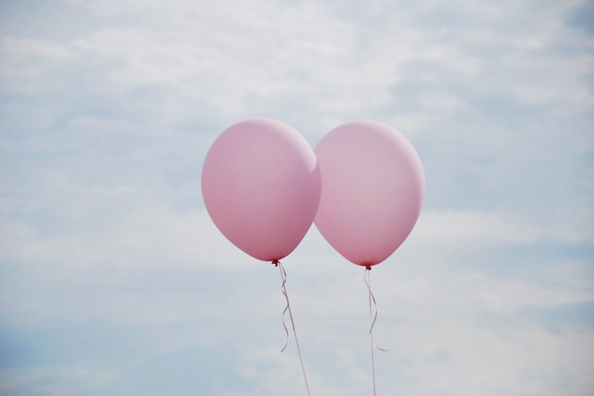 paß mit Luftballons ohne Plastik